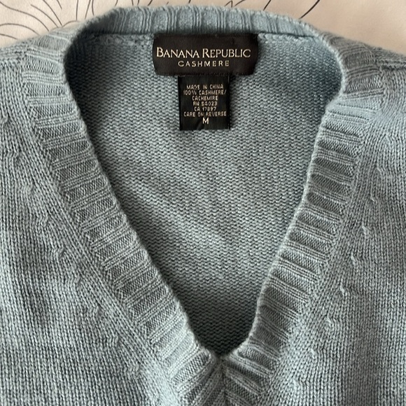 Cashmere sweater - Picture 2 of 5